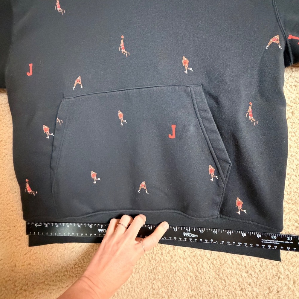 Jordan Essentials Holiday Jumpman Hoodie Men’s L Black All Over Print Fleece - Picture 15 of 16